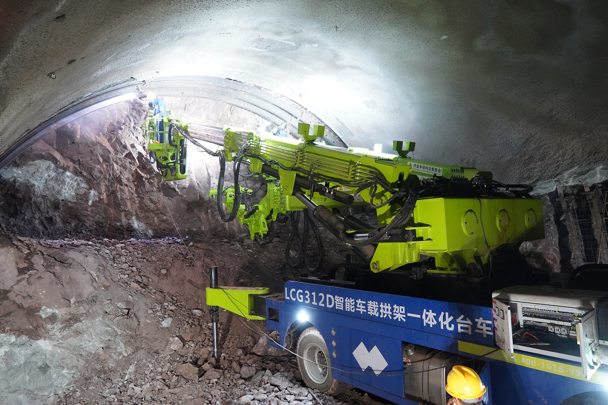 在隧道施工中，需要注意哪些事項？