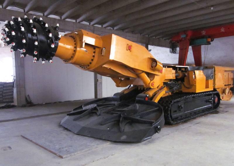 掘進(jìn)機(jī)一天能進(jìn)多少米？不同類型掘進(jìn)機(jī)挖掘速度詳解