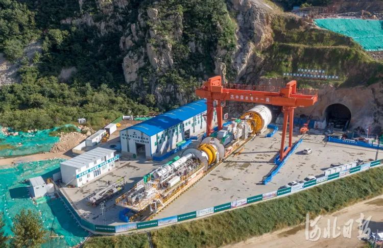 盾構(gòu)機在地下施工中遇到硬巖和軟土分別應(yīng)該怎么處理